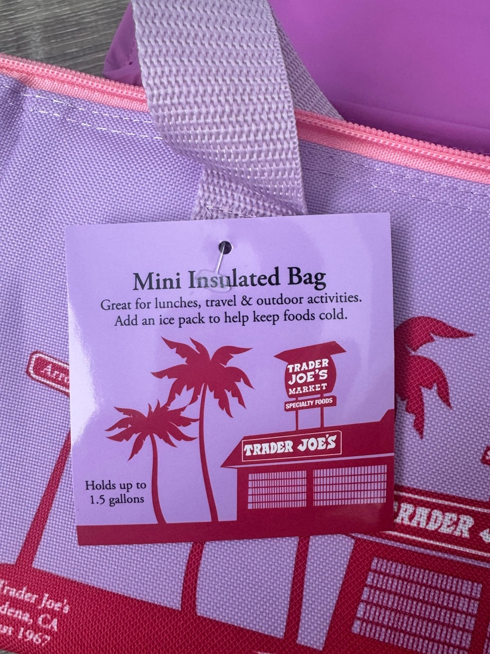 🩷Trader Joe's Mini Insulated Bag -  Pink - Picture 7 of 10